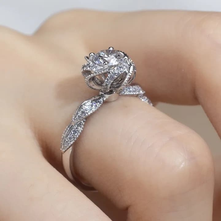 MSR-1136 18K Lab Diamond Ring Flower Design Romantic Luxury Ring Engagement Wedding Band Classic Gift Band Ring