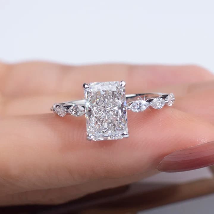 Messi Gems MSR-1304 Fashion 18K White Gold 3ct F VVS2 Radiant Shape Lab Grown Diamond Ring