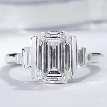 MSR-1882 Custom Ring Jewellery Luxury Ring 2.3CT D VS1 PT950 Emerald Cut Lab Grown Diamond Ring