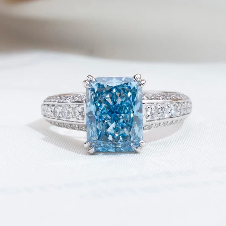 MSR-1937 Luxury Ring 3.19CT 18k Gold Radiant Blue Lab Grown Diamond Ring