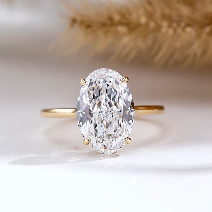 MSR-2218 18K Gold Trendy Ring Oval Lab Grown Diamond Custom Jewellery