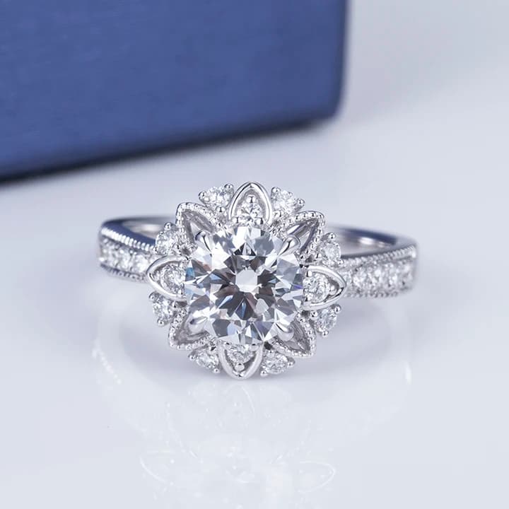 1ct Round Cut 18k Solid Gold Lab Diamond Women Jewellery Ring Flower Vintage Style