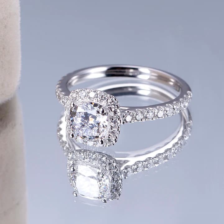PT950 1ct DEF Lab Grown Diamond Engagement Wedding Ring