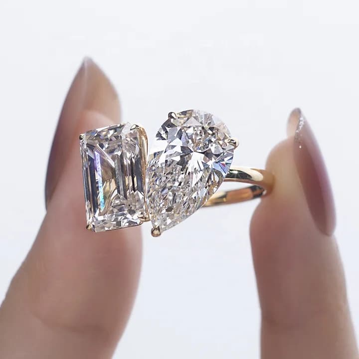 Messi Customized Jewellery 18K 5CT Emerald Pear Cut IGI Lab Diamond Ring Wedding Diamond Engagement Ring