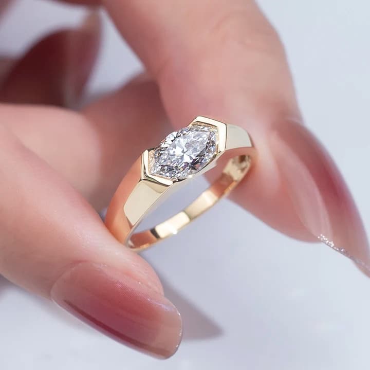 MSR-1080 18K Yellow Gold Lab Grown Diamond Ring for Men