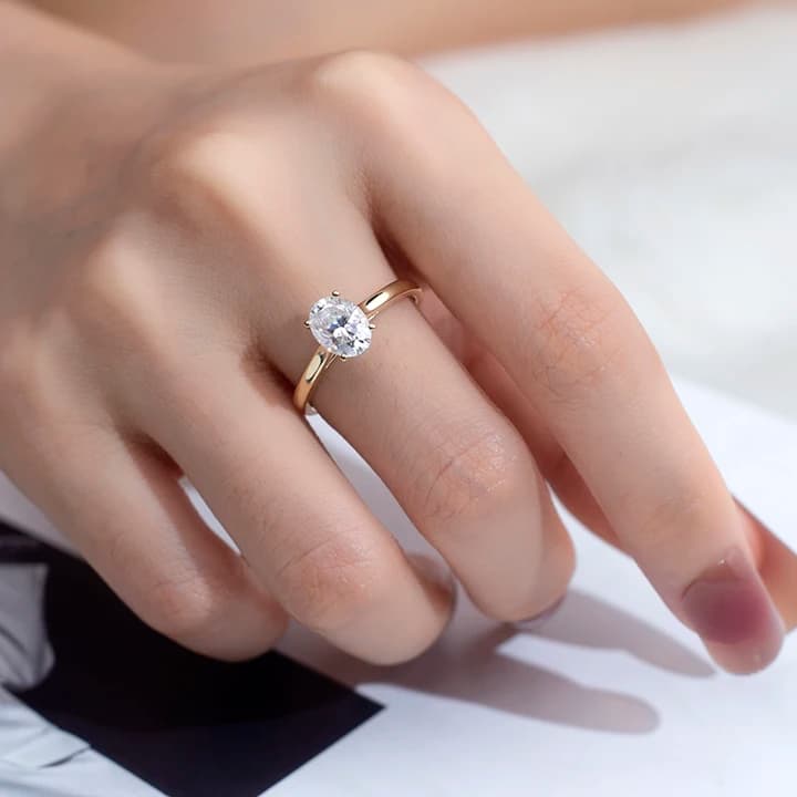 MSR-1262 Wonmens Jewellery Handmade 9K Gold Ring 1CT Oval Lab Diamond Ring IGI