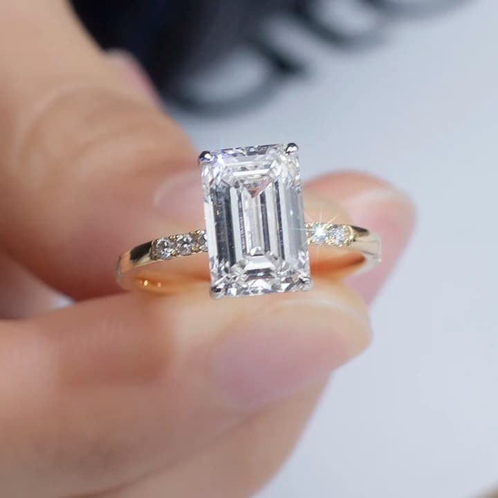 Customized MSR-1417 14k Gold Fashion 3ct E VVS1 Emerald Cut Lab Grown Diamond Ring