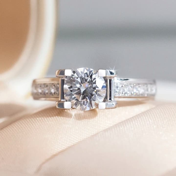 MSR-1595 14K Gold Customized Round Shape 1.07ct D VVS1 Lab Diamond Ring