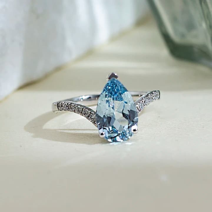 MSR-1650 18K Gold Customized Pear Cut Aquamarine Gemstone Lab Diamond Engagement Ring