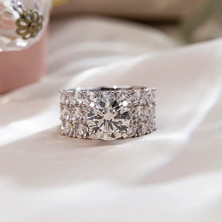 Customized MSR-1779 18K White Gold Fashion Stackable Ring 3ct D VS1 Round Cut Lab Grown Diamond Ring