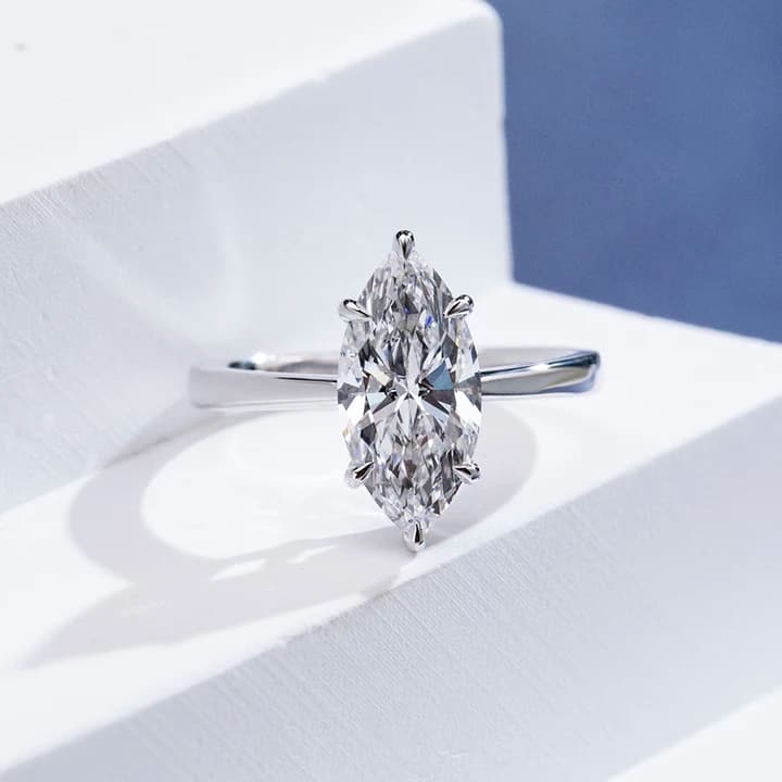 MSR-1962 18k Gold Engagement Solitaire Ring 2ct D VS1 Marquise Cut Lab Grown Diamond Ring