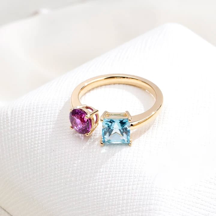 MSR-2005 Trendy Designed 18k Gold Engagement Ring Round Cushion Shape Lab Grown Gemstone Ring