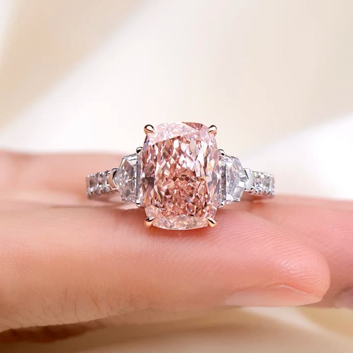Latest Designed MSR-2011 18k Gold halo Ring Cushion Cut 5.6ct Pink Lab Grown Diamond Ring