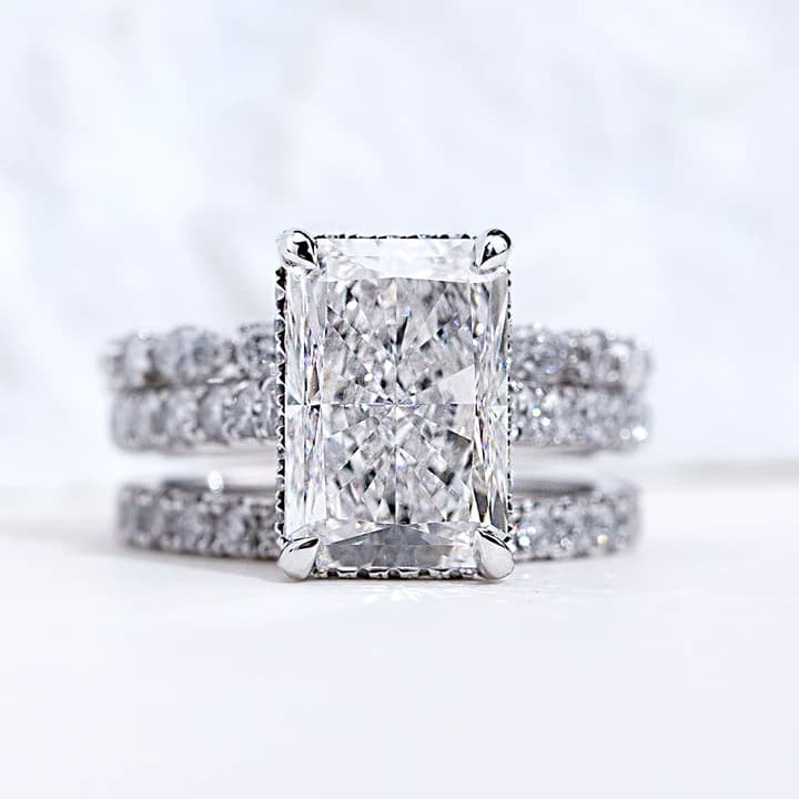 MSR-2042 14k Gold Luxury Stackable Ring 5ct D VS1 Radiant Cut Lab Grown Diamond Ring