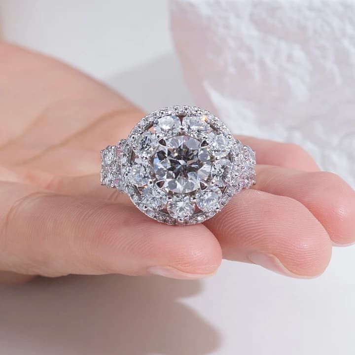 MSR-2043 Luxury 14k Gold halo Ring 3ct E VVS2 Round Cut Lab Grown Diamond Ring