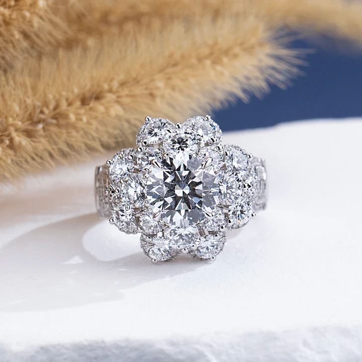 MSR-2127 14K Gold Luxury Ring Jewellery 3.1CT E VS1 Round Cut Lab Grown Diamond Ring