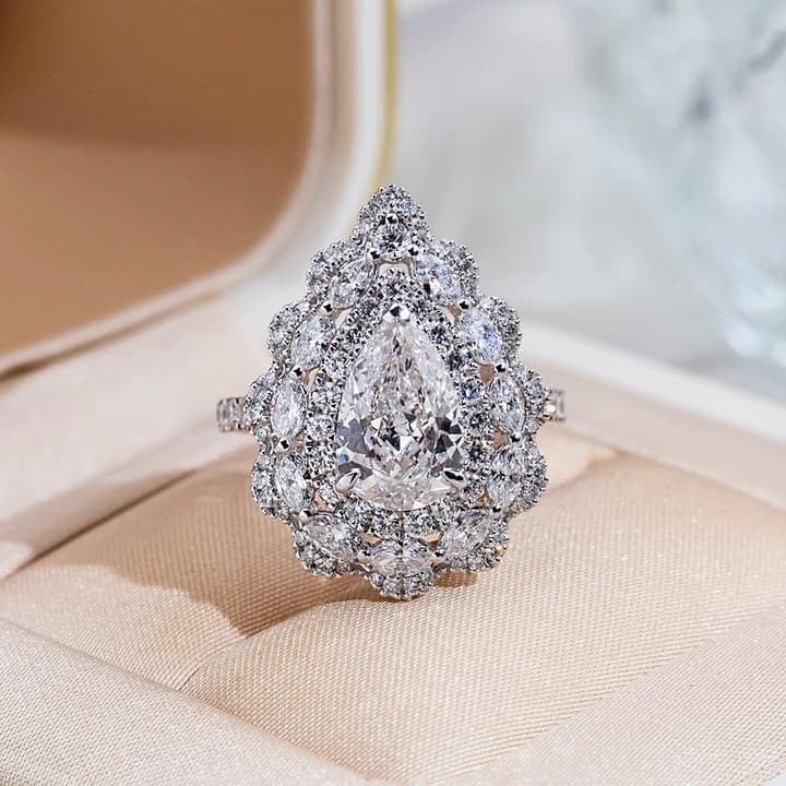 Customized MSR-2140 18K Gold halo Ring 1.6CT D VVS2 Pear Shape Lab Grown Diamond Ring
