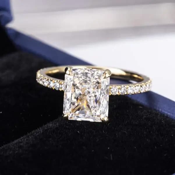 Custom MSR-522 18K Gold Engagement Ring Radiant Cut 2.2Ct D VS1 Lab Grown Diamond Solitary Ring