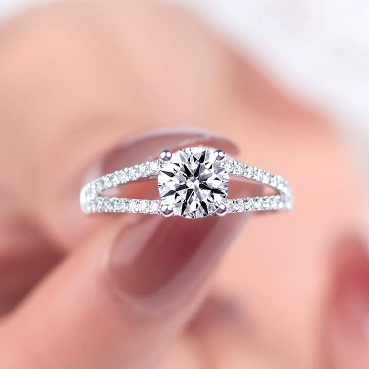 MSR-751 14k Gold Trendy Wedding Jewellery 1ct D VS1 Round Lab Grown Diamond Ring for Women