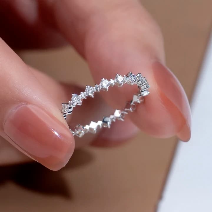 Fashion Style MSR-997 Lab Grown Diamond Ring in Romantic 18K White Gold for Gifts and Parties